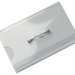 BADGE OPUS 2 MET SPELD 90X60MM
