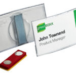 BADGE DURABLE 8123.19 CONVEX MET MAGNEET 40X75MM