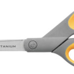 KANTOORSCHAAR WESTCOTT 210MM TITANIUM MET SOFTGRIP
